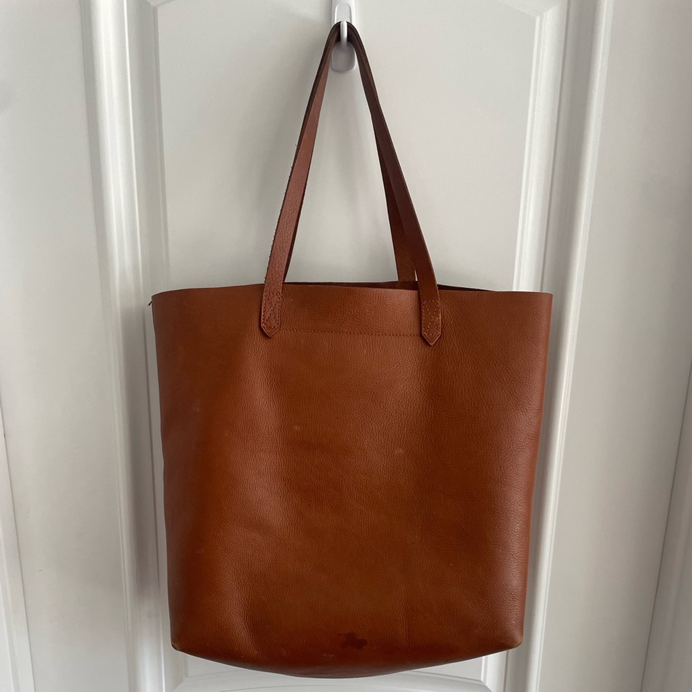 Madewell Transport Tote in Saddle